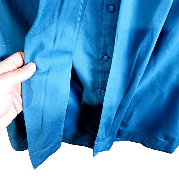 T.C. Prescott Women's 14 Layered Button Up Blouse Solid Blue Elevated Basic - Picture 5 of 8